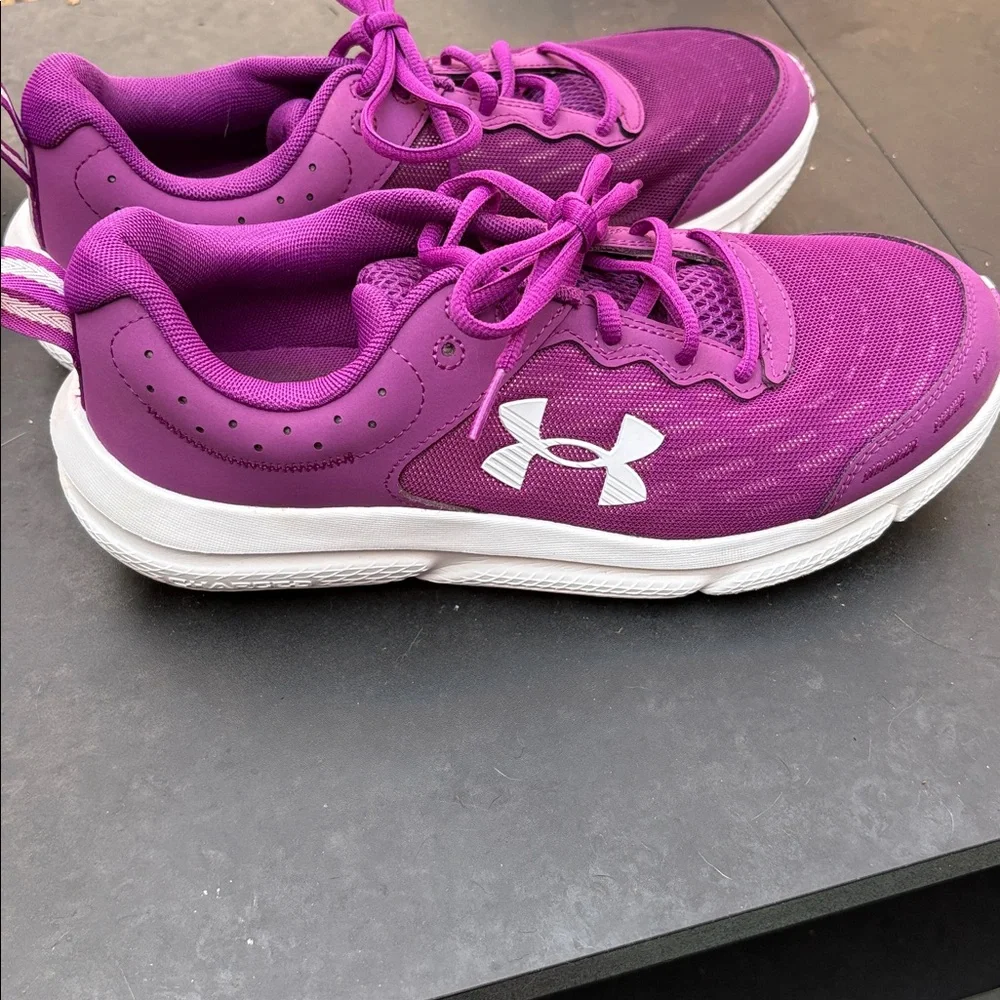 Under Armour Bright Purple Lightweight Running Shoes - Picture 4 of 7
